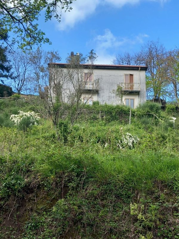 appartamento in vendita a Fosdinovo