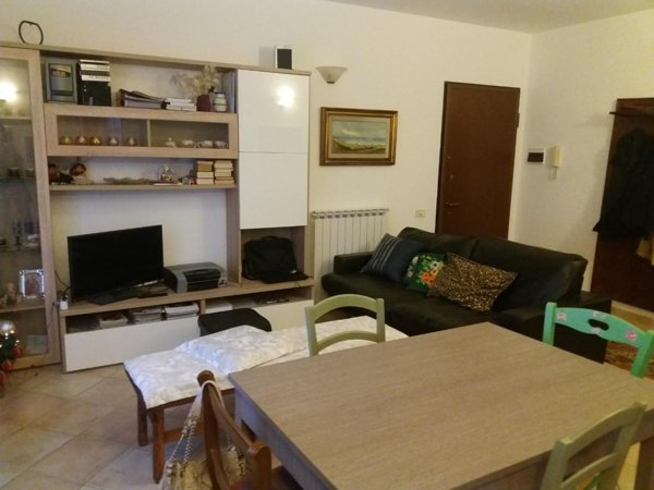 appartamento in vendita a Fosdinovo in zona Caniparola