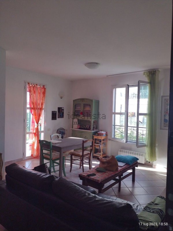 appartamento in vendita a Fosdinovo in zona Caniparola