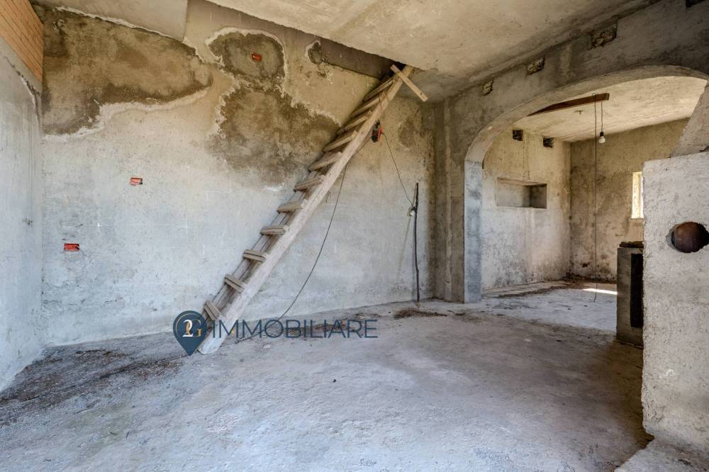 casa indipendente in vendita a Fosdinovo in zona Carignano