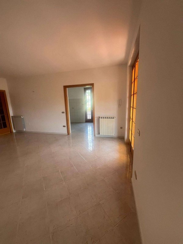 casa indipendente in vendita a Fosdinovo in zona Caniparola
