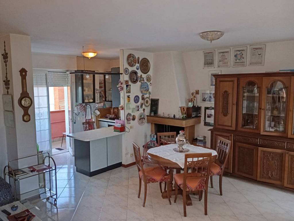 appartamento in vendita a Fosdinovo in zona Caniparola
