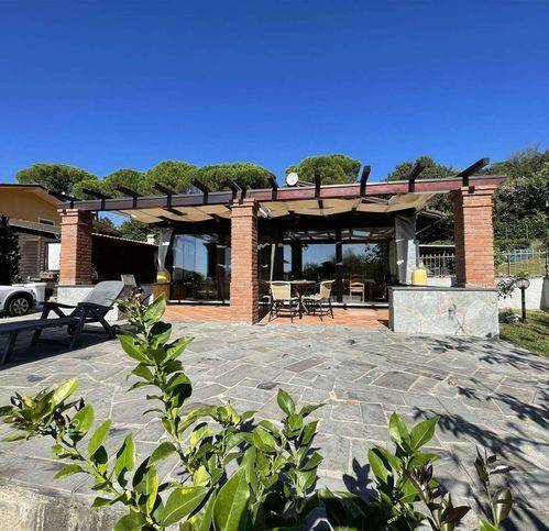 casa indipendente in vendita a Fosdinovo