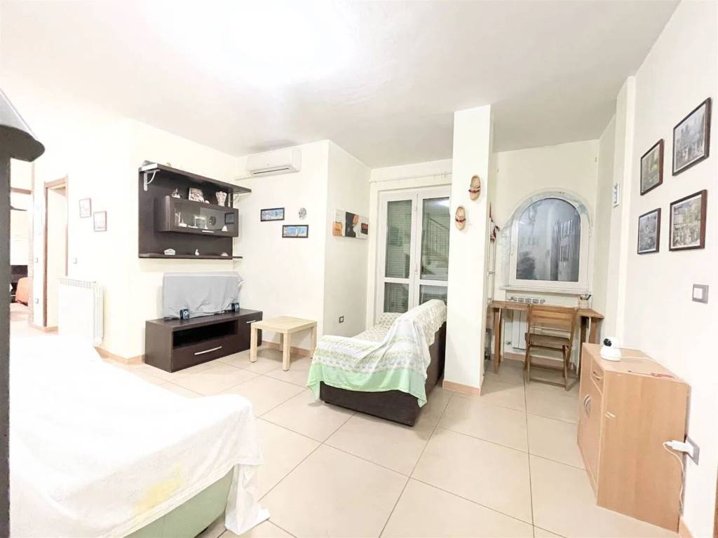 appartamento in vendita a Fosdinovo in zona Caniparola
