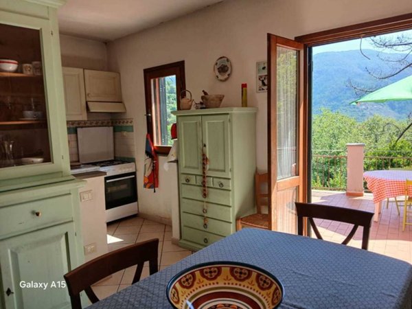 casa indipendente in vendita a Fosdinovo