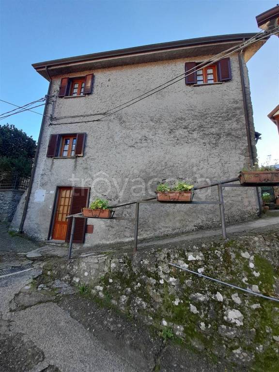 casa indipendente in vendita a Fosdinovo