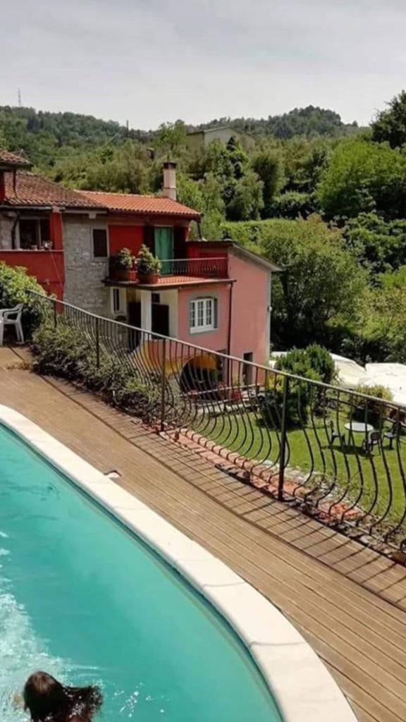 casa indipendente in vendita a Fosdinovo in zona Giucano
