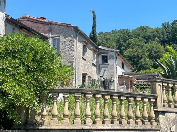 casa indipendente in vendita a Fosdinovo