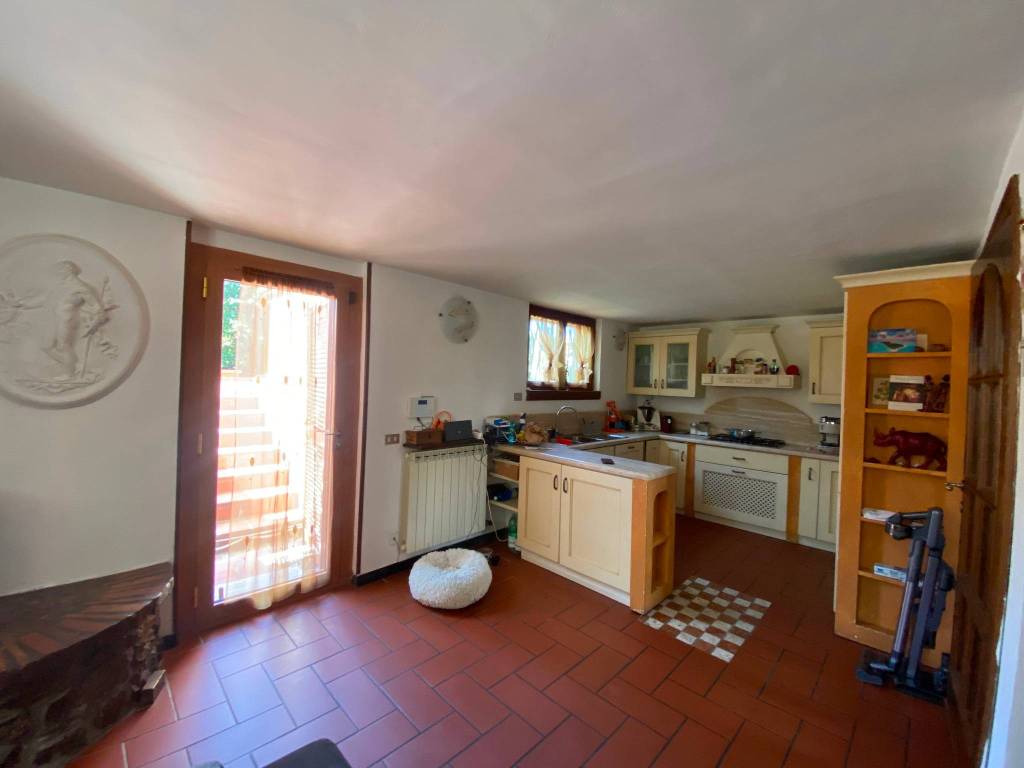 appartamento in vendita a Fosdinovo