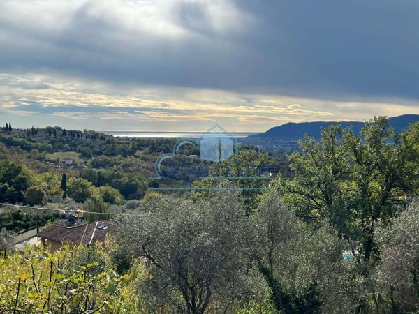 casa indipendente in vendita a Fosdinovo in zona Caniparola