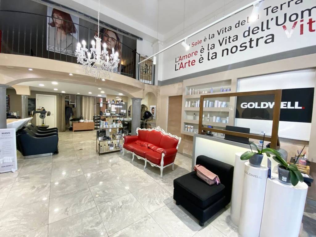 negozio in vendita a Fosdinovo in zona Caniparola