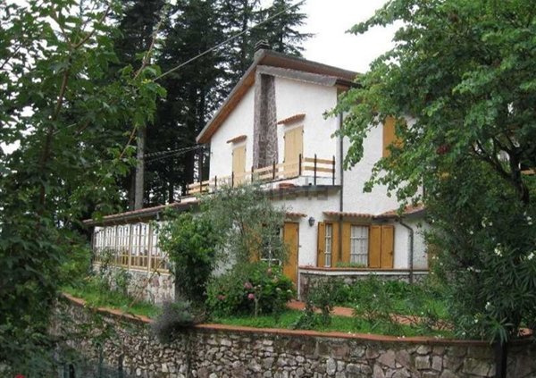 casa indipendente in vendita a Fosdinovo