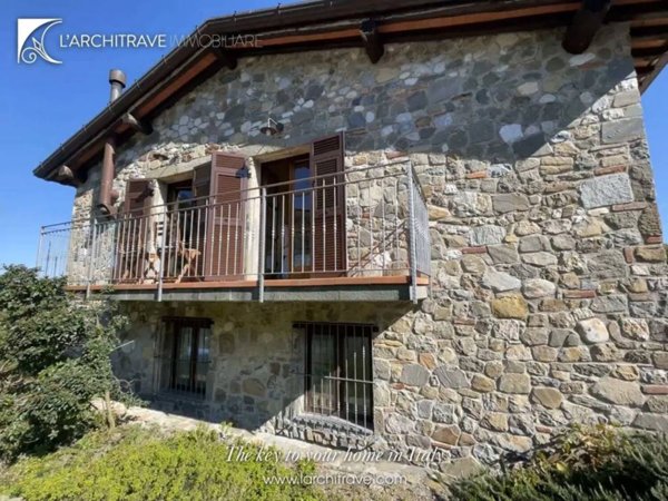 casa indipendente in vendita a Fosdinovo