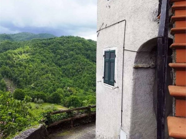 appartamento in vendita a Fosdinovo
