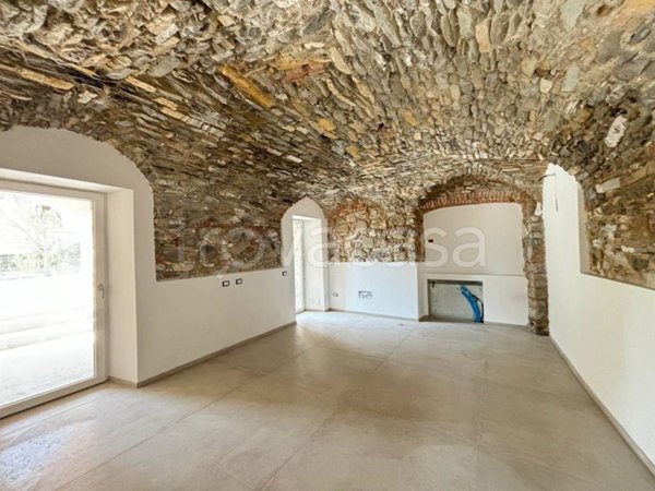 casa indipendente in vendita a Fosdinovo in zona Caniparola