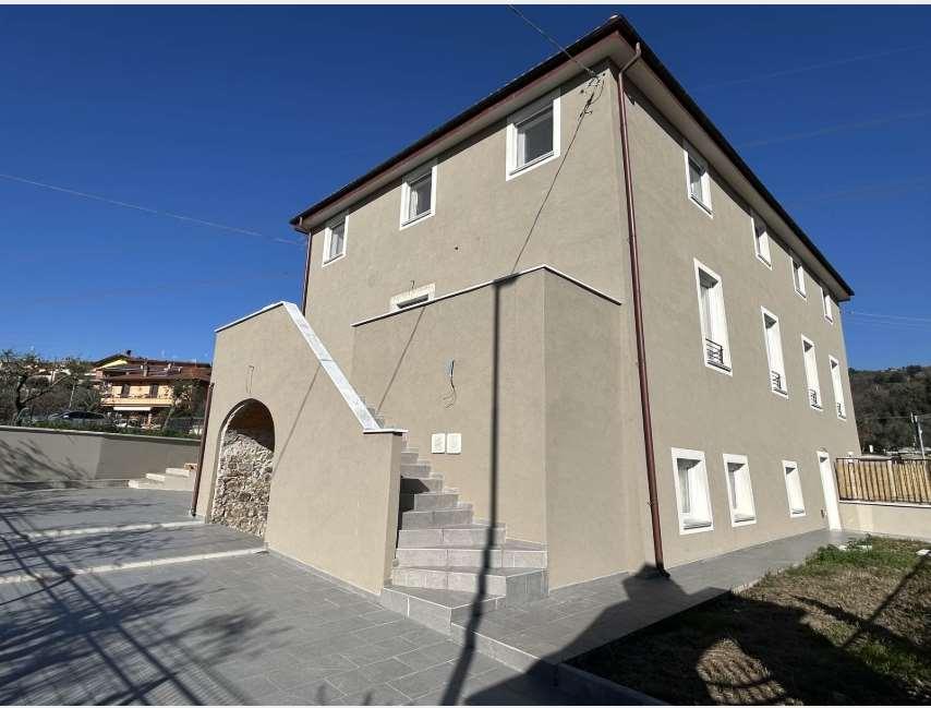 casa indipendente in vendita a Fosdinovo