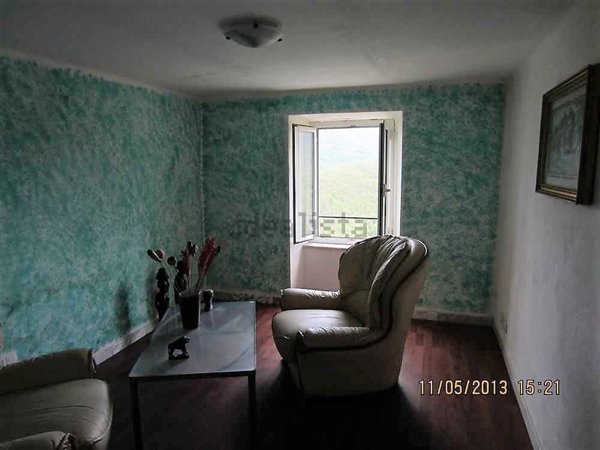 casa indipendente in vendita a Fosdinovo in zona Tendola