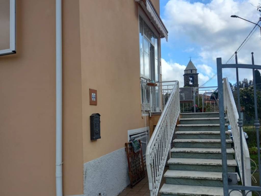 casa indipendente in vendita a Fosdinovo in zona Carignano