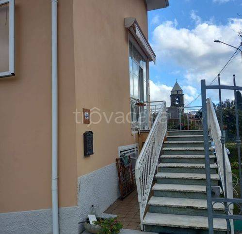 casa indipendente in vendita a Fosdinovo in zona Carignano