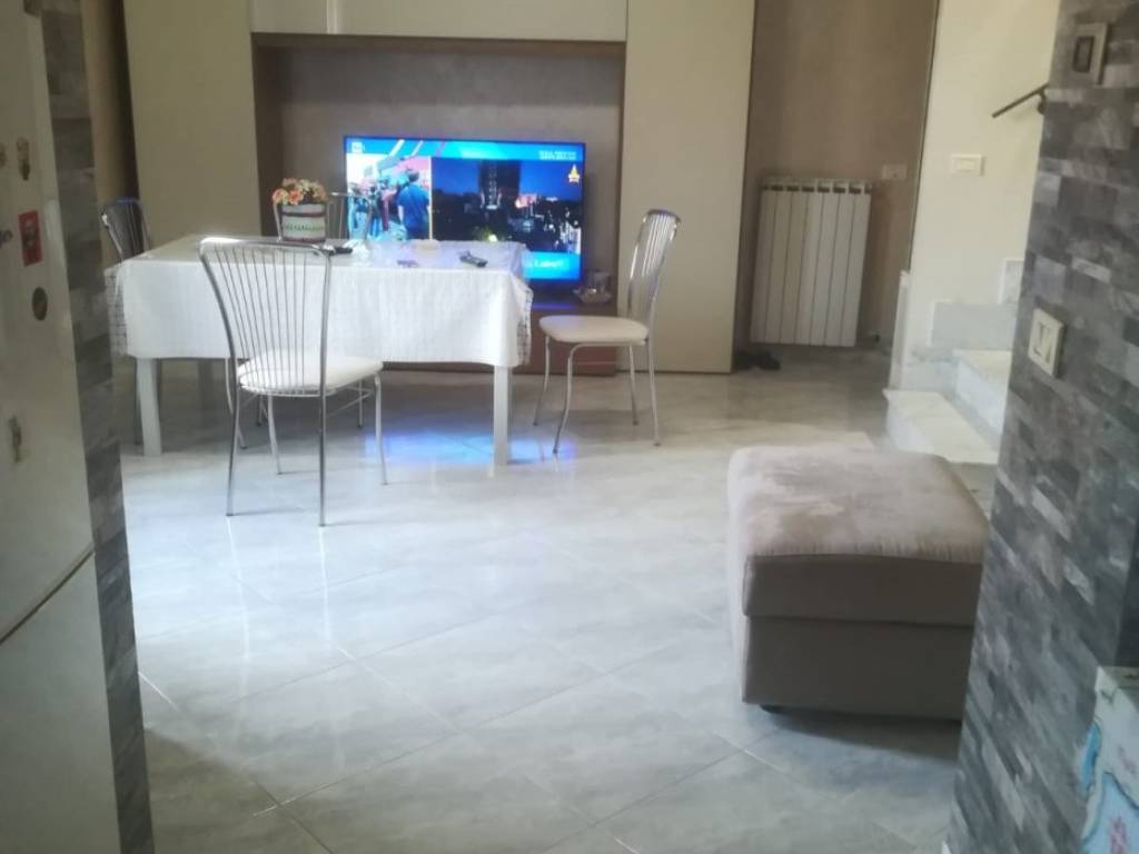 appartamento in vendita a Fosdinovo in zona Caniparola