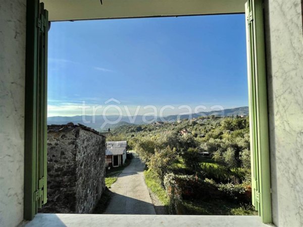 appartamento in vendita a Fosdinovo
