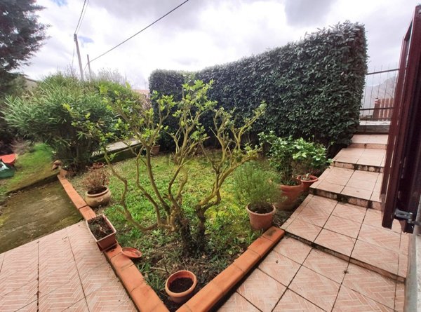 casa indipendente in vendita a Fosdinovo