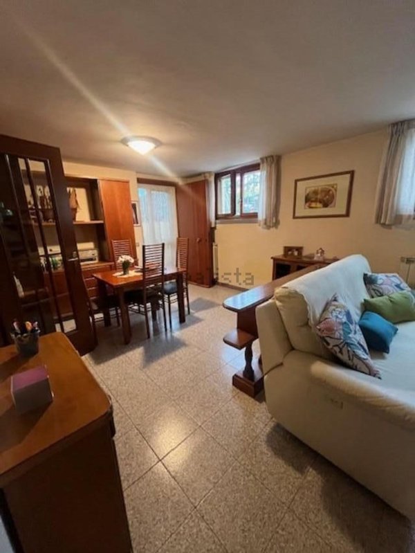 appartamento in vendita a Fosdinovo in zona Caniparola