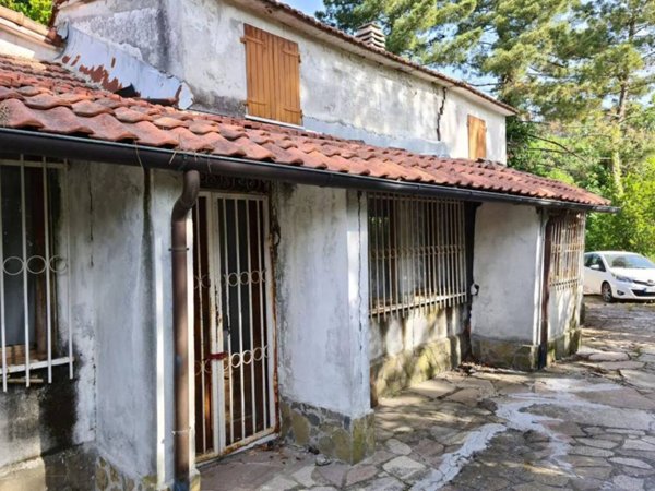 casa indipendente in vendita a Fosdinovo