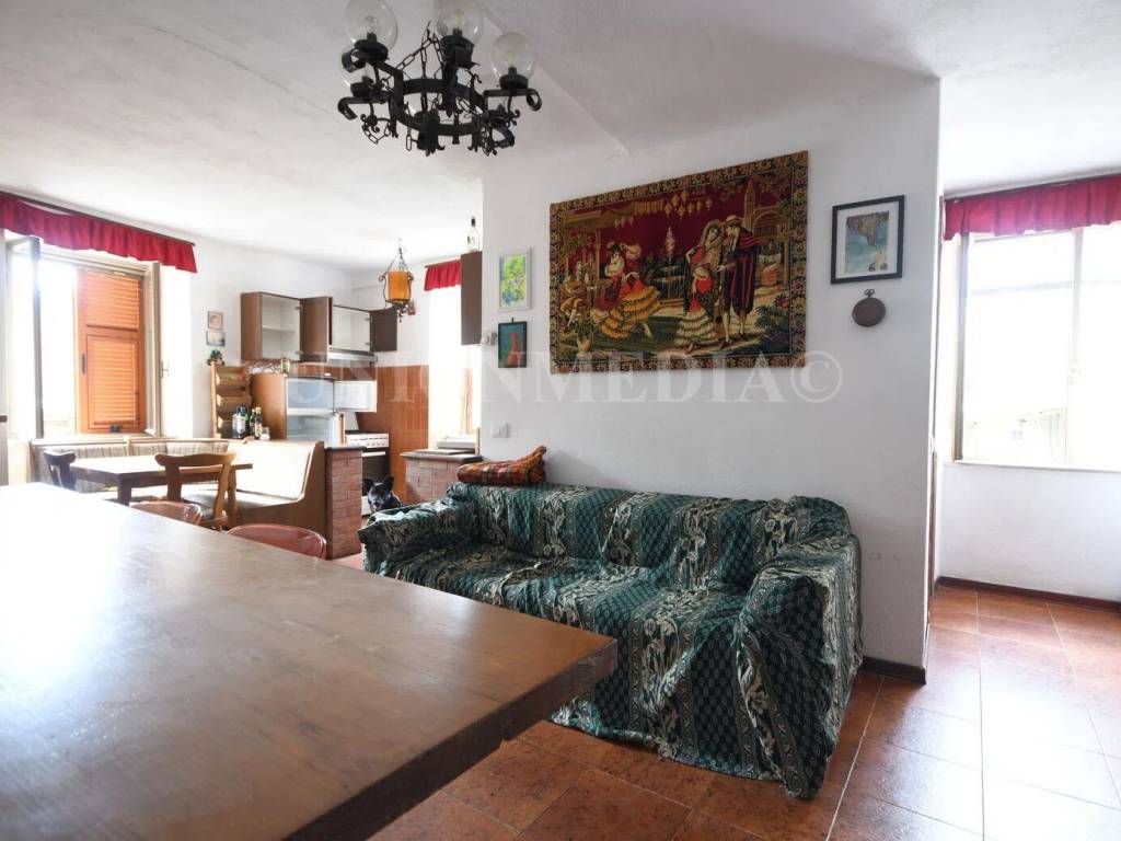 appartamento in vendita a Fosdinovo in zona Carignano