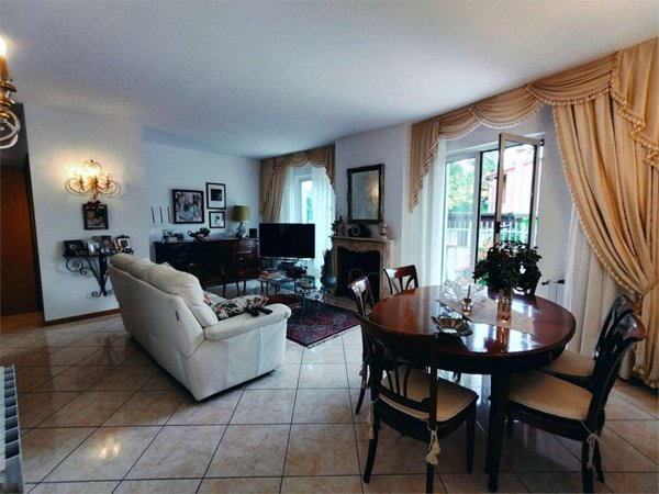 casa indipendente in vendita a Fosdinovo in zona Caniparola