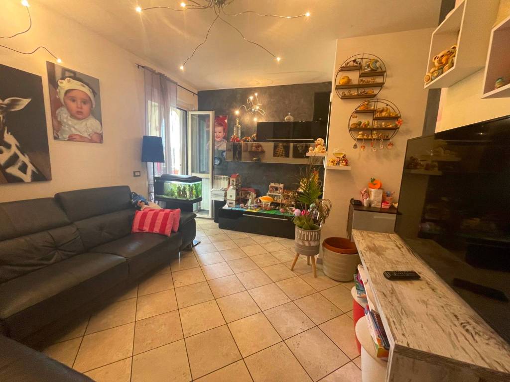 appartamento in vendita a Fosdinovo in zona Caniparola