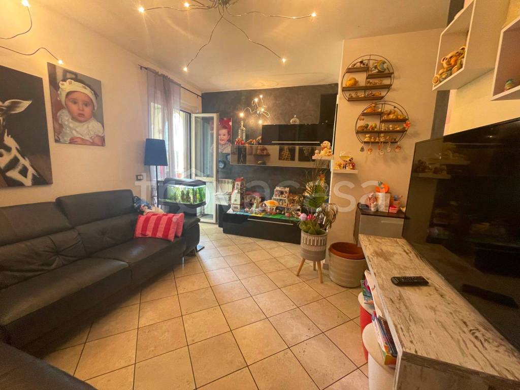 appartamento in vendita a Fosdinovo in zona Caniparola