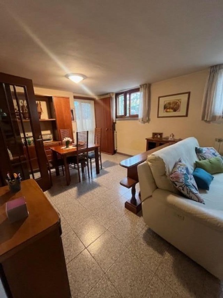 appartamento in vendita a Fosdinovo in zona Caniparola