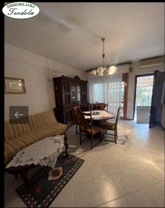 appartamento in vendita a Fosdinovo in zona Caniparola