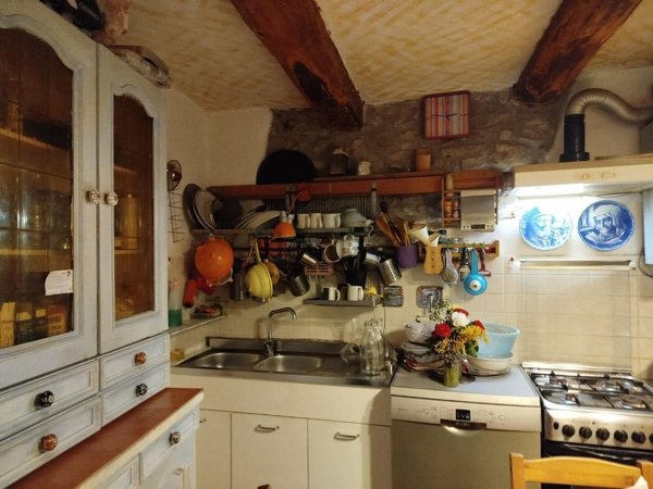 casa semindipendente in vendita a Fosdinovo in zona Tendola