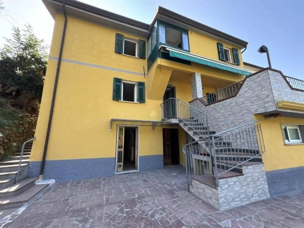 casa indipendente in vendita a Fosdinovo in zona Canepari