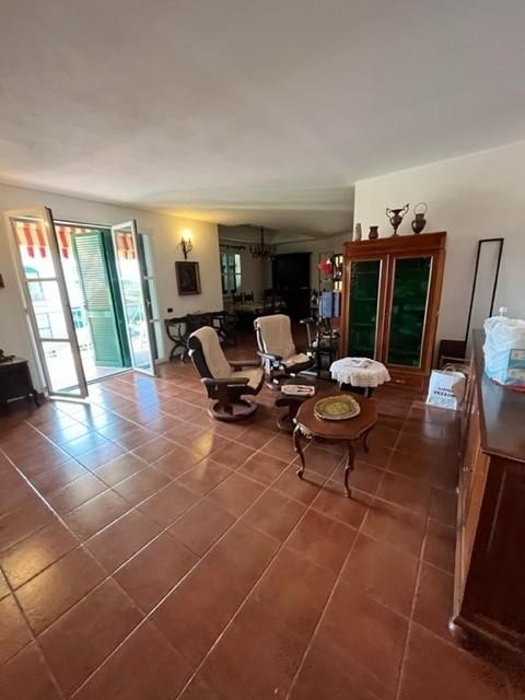 appartamento in vendita a Fosdinovo in zona Caniparola