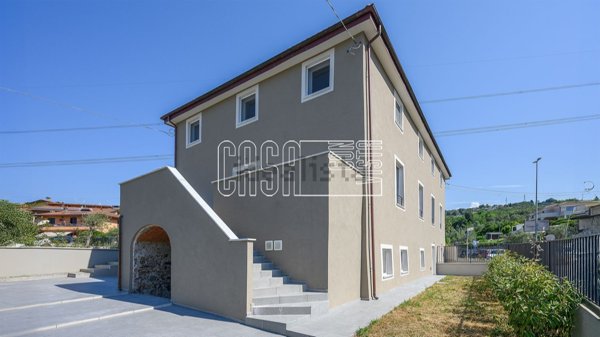 appartamento in vendita a Fosdinovo in zona Caniparola