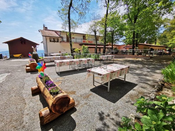 negozio in vendita a Fosdinovo