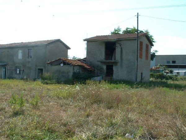 pentavano in vendita a Fosdinovo