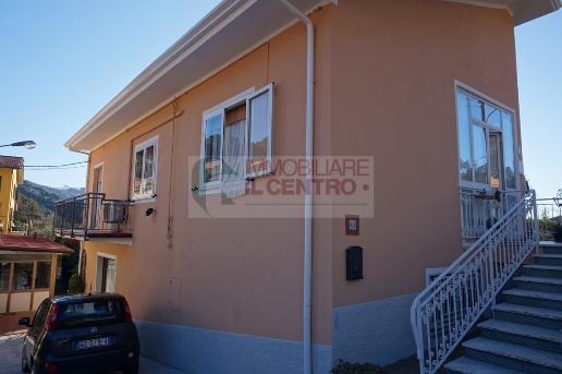 appartamento in vendita a Fosdinovo in zona Carignano