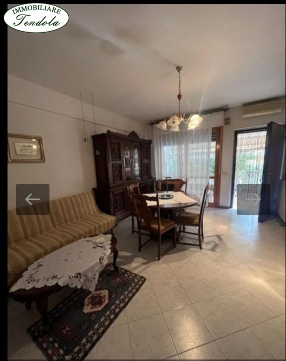 appartamento in vendita a Fosdinovo in zona Caniparola