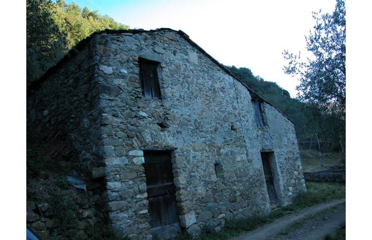 casa indipendente in vendita a Fosdinovo in zona Giucano
