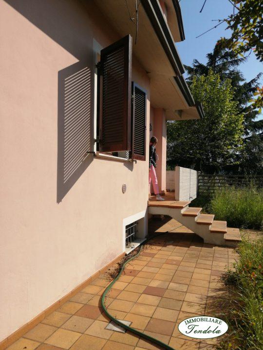 casa indipendente in vendita a Fosdinovo in zona Caniparola