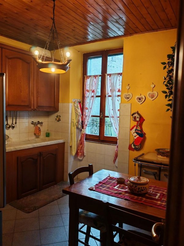 pentavano in vendita a Fosdinovo in zona Tendola