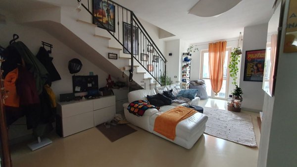 appartamento in vendita a Fosdinovo in zona Caniparola