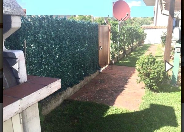 pentavano in vendita a Fosdinovo in zona Caniparola