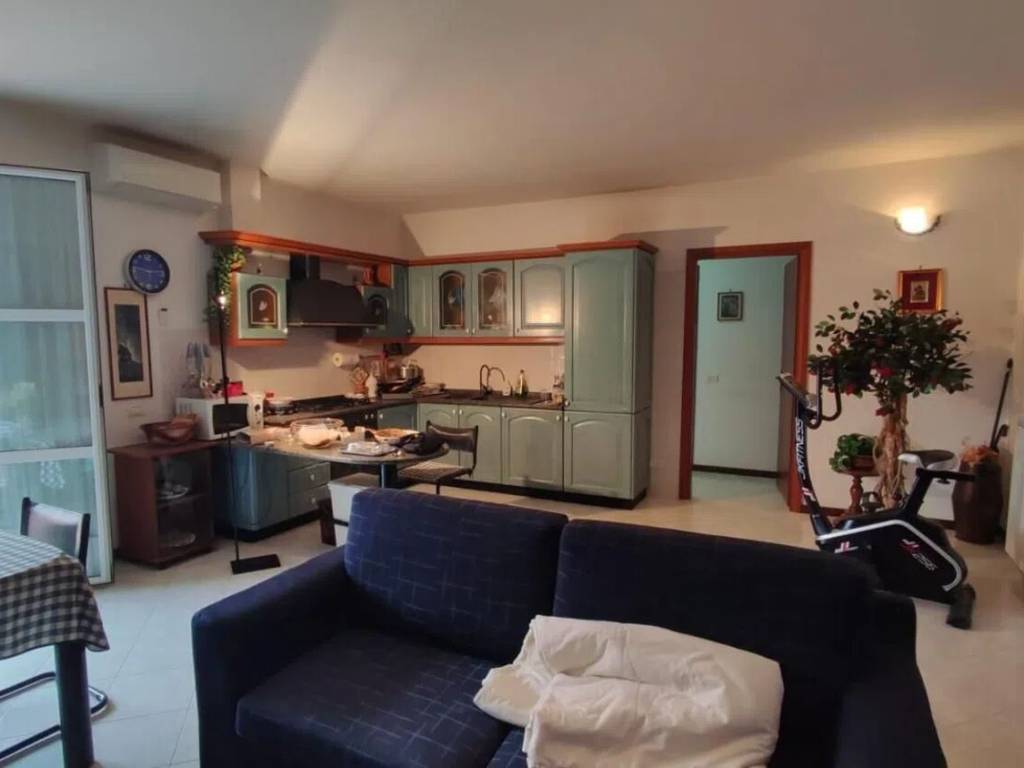 appartamento in vendita a Fosdinovo in zona Caniparola