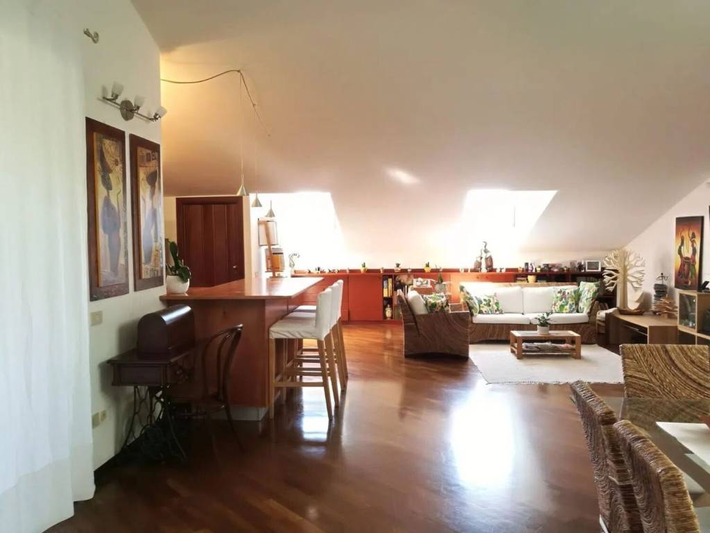 appartamento in vendita a Fosdinovo in zona Caniparola