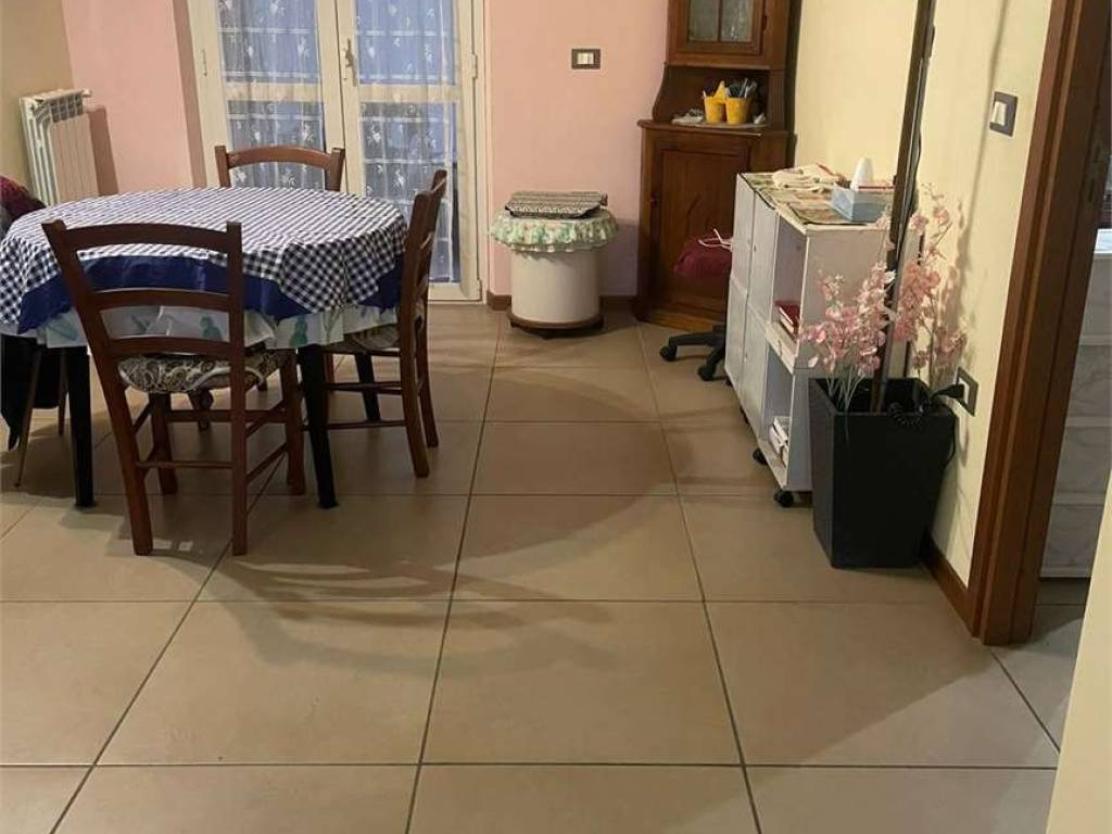 appartamento in vendita a Fosdinovo in zona Caniparola